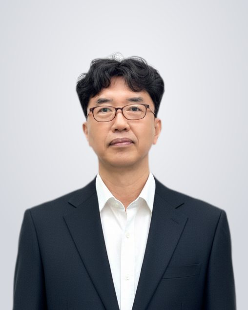 베이스 파트장 김정훈