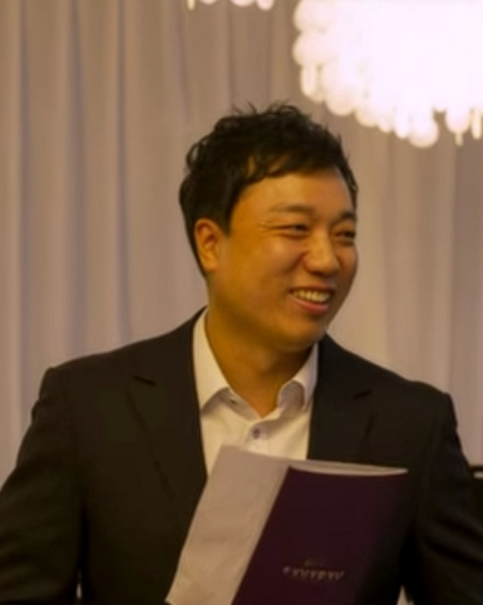 송강합창단 총무 한석